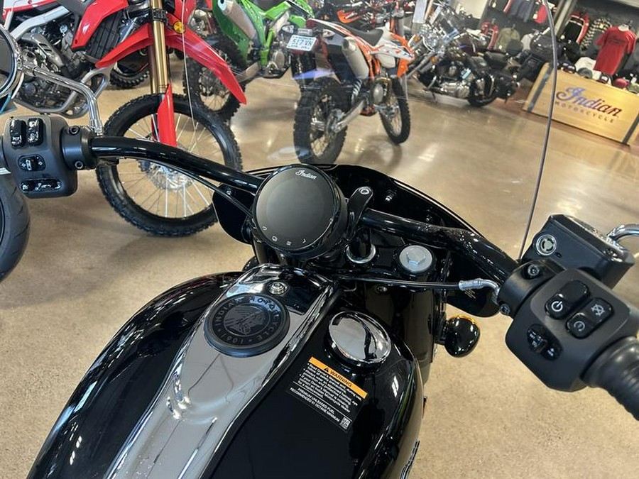 2022 Indian Motorcycle® Super Chief® Limited Black Metallic