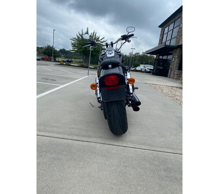 2012 Harley-Davidson Fat Bob Vivid Black