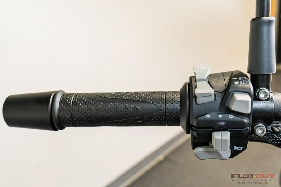 2023 QJMOTOR SRV300 (New Old Stock)