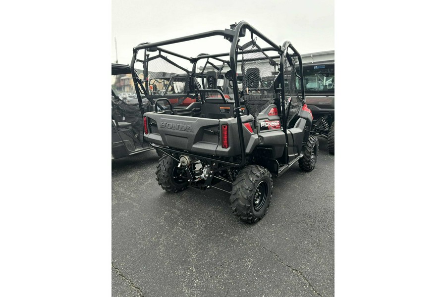 2026 Honda PIONEER 700-4