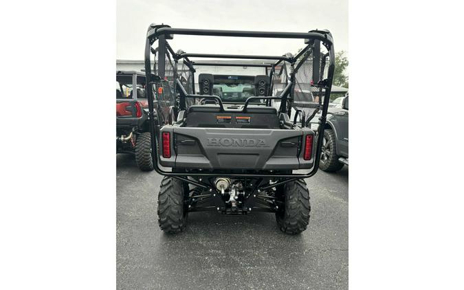 2026 Honda PIONEER 700-4
