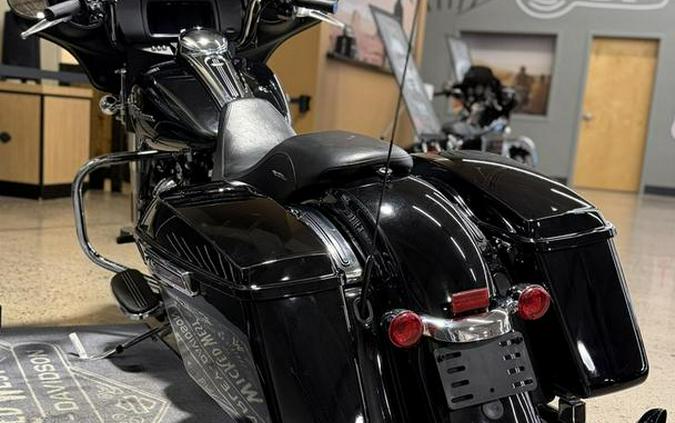 2020 Harley-Davidson® FLHX - Street Glide®