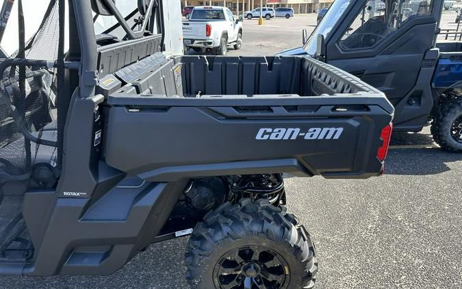 2023 Can-Am® Defender DPS HD10 Tundra Green