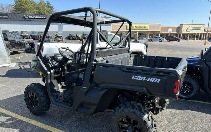 2023 Can-Am® Defender DPS HD10 Tundra Green