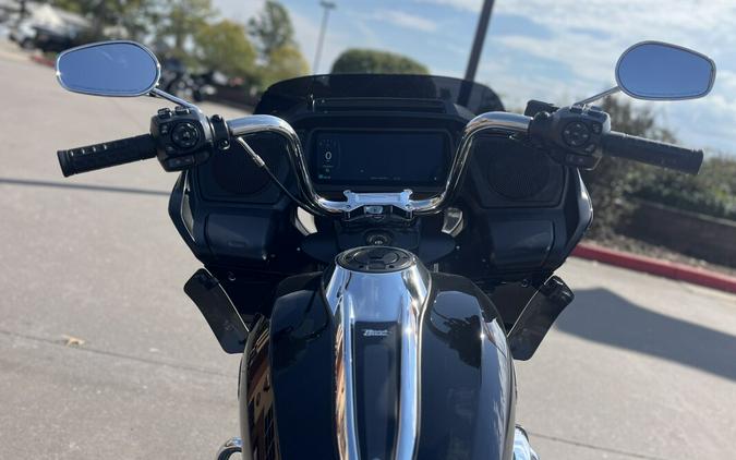 2025 Harley-Davidson® Road Glide® FLTRX Vivid Black