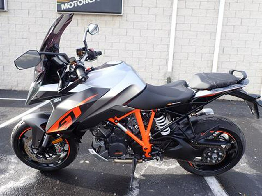 2017 KTM 1290 Super Duke GT