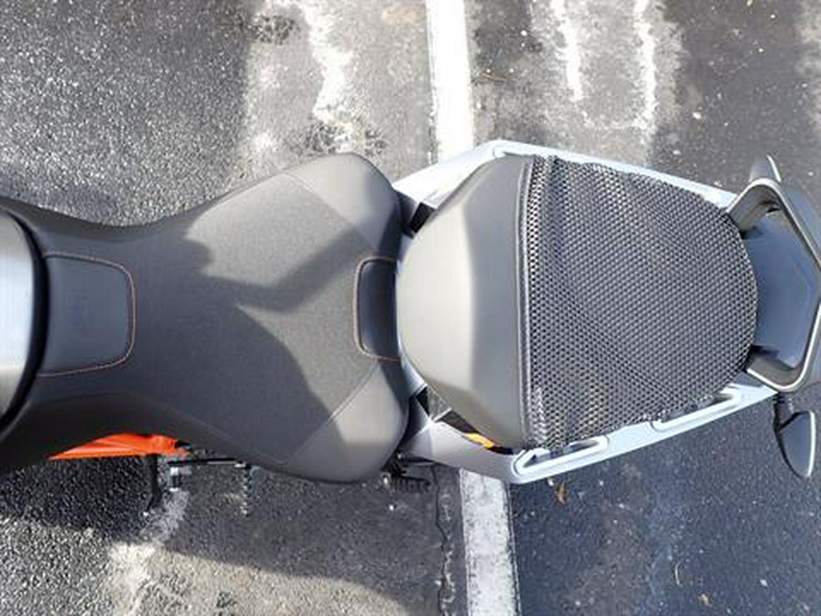 2017 KTM 1290 Super Duke GT