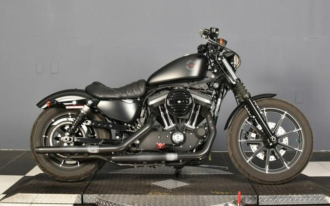 2022 Harley-Davidson Iron 883 Review [Air-Cooled Sportster]