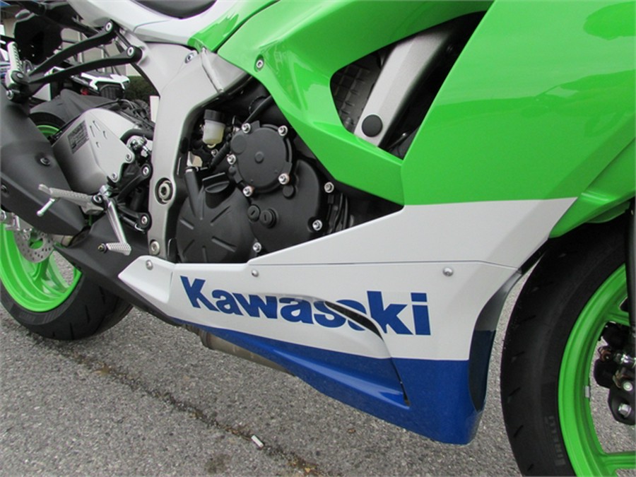 2024 Kawasaki Ninja ZX-6R 40th Anniversary Edition ABS 40th Anniversary Edition ABS