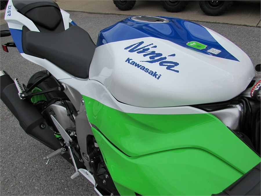 2024 Kawasaki Ninja ZX-6R 40th Anniversary Edition ABS 40th Anniversary Edition ABS