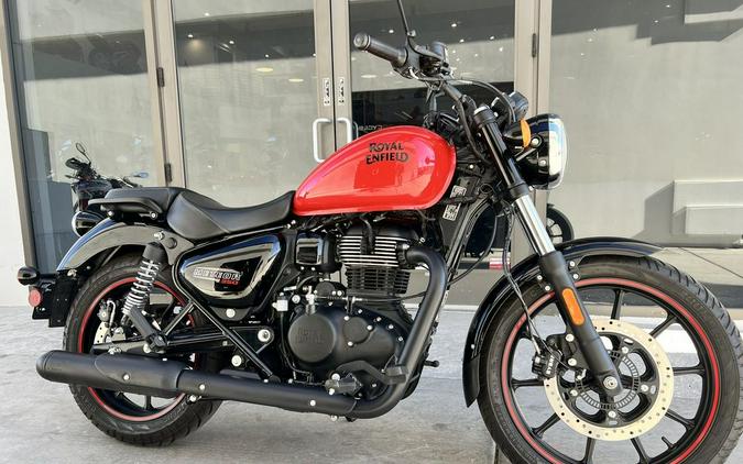 2022 Royal Enfield Meteor 350 Fireball Red