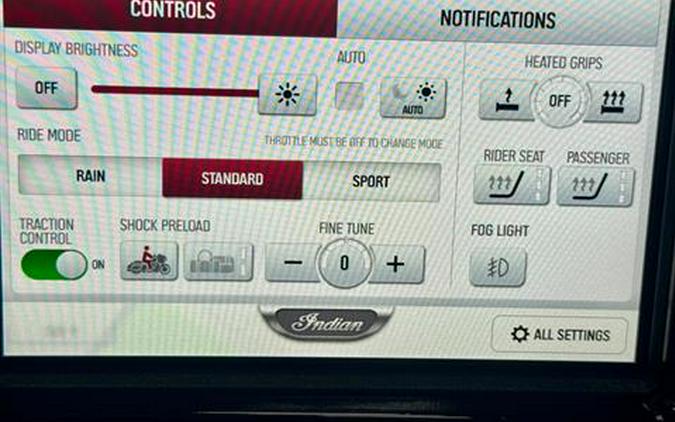 2025 Indian Motorcycle Roadmaster® PowerPlus Dark Horse® with 112 and PowerBand Audio Package