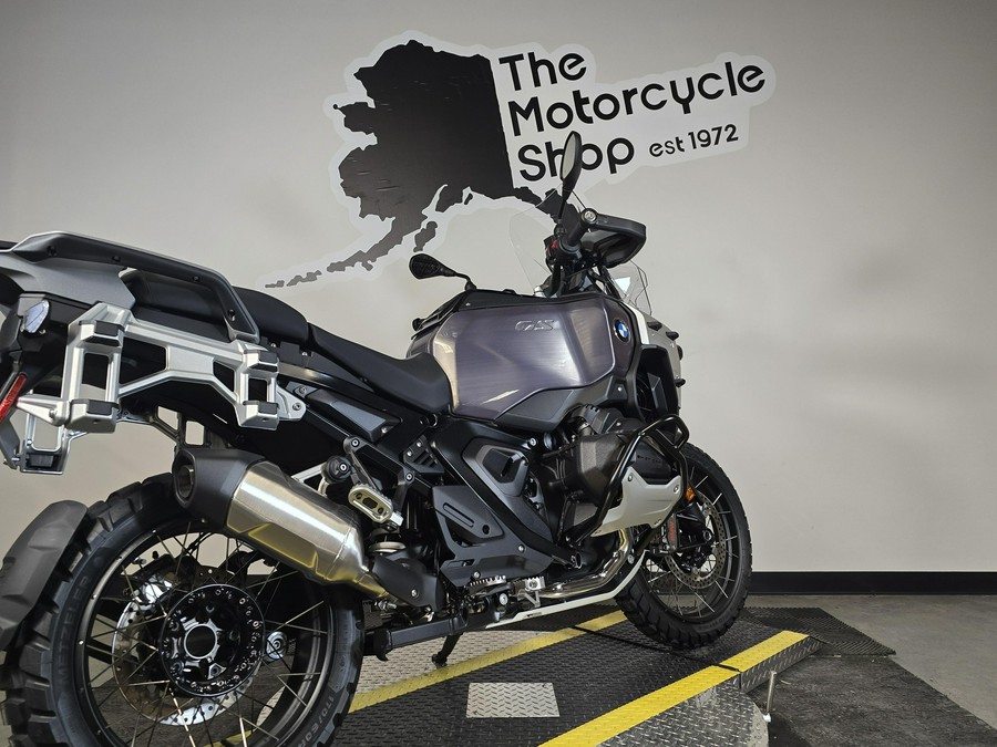 2026 BMW R1300GS ADV