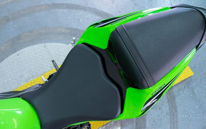 2015 Kawasaki Ninja® ZX™-6R ABS 30th Anniversary