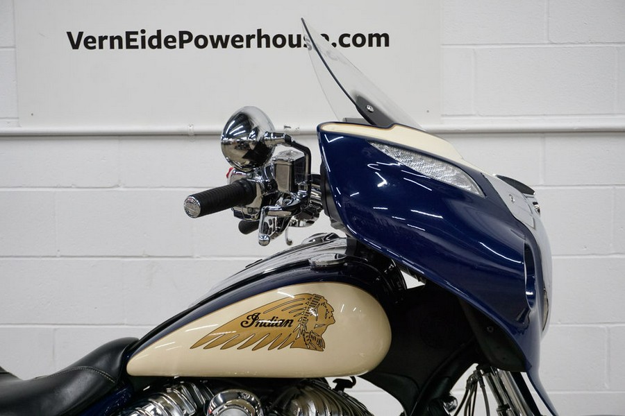 2015 Indian Motorcycle® Chieftain® Springfield Blue/Ivory Cream