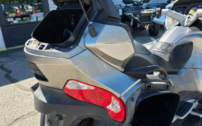 2012 Can-Am Spyder® RT Audio & Convenience SE5
