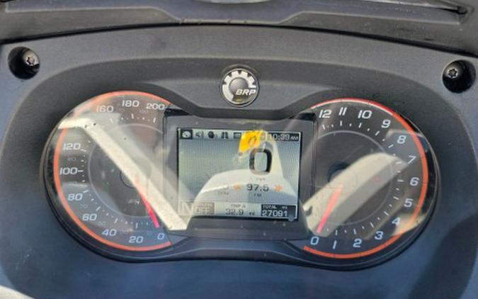2012 Can-Am Spyder® RT Audio & Convenience SE5