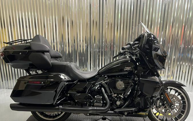 2026 Harley-Davidson Street Glide FLHXL - Limited