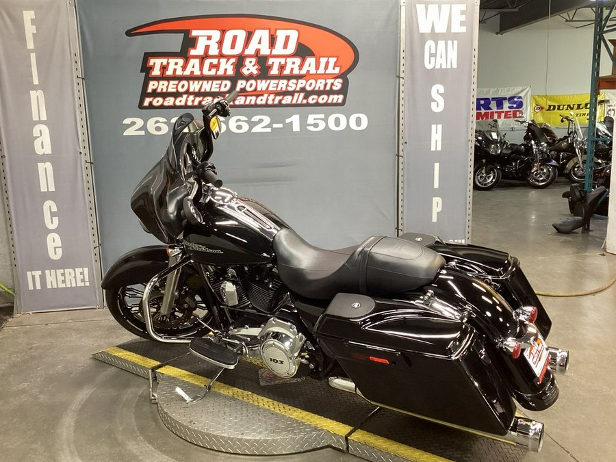 2013 Harley-Davidson® FLHX - Street Glide®