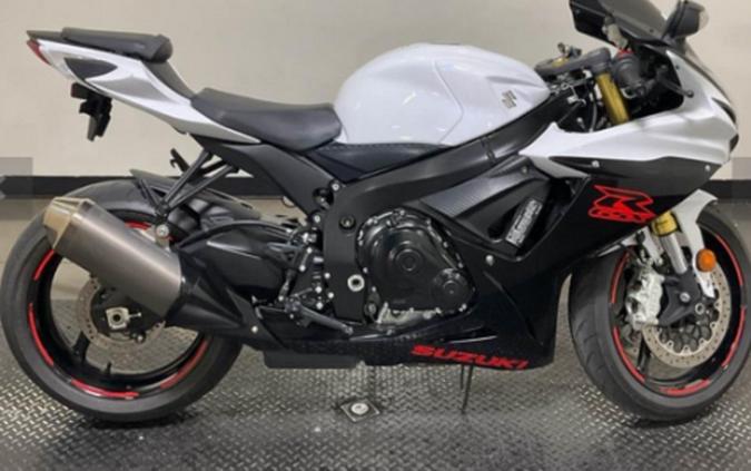 2019 Suzuki GSX-R750L9