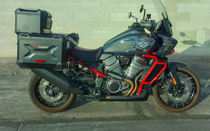 2025 Harley-Davidson Pan America CVO