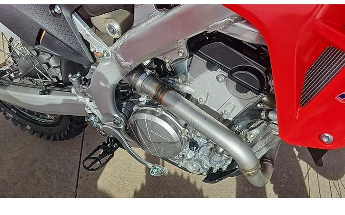 2026 CRF250R - Honda