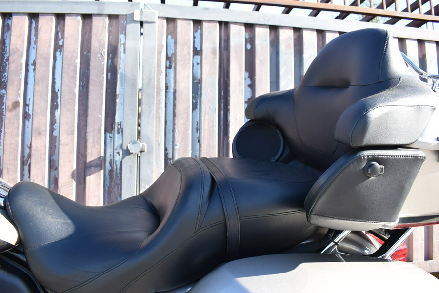 2018 Harley-Davidson® Road Glide® Ultra FLTRU