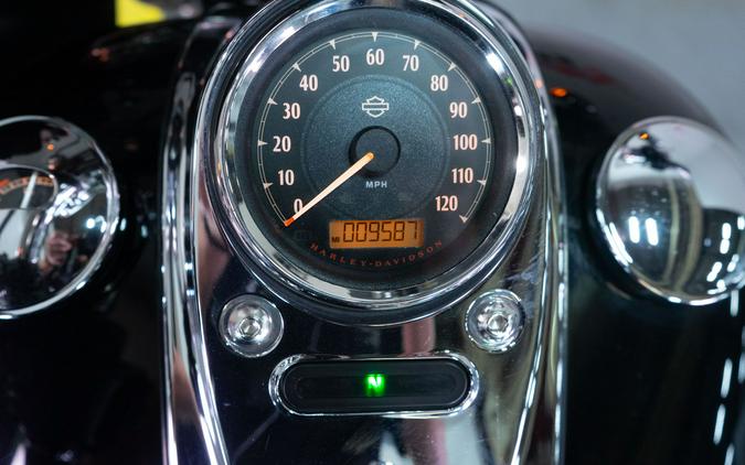 2015 Harley-Davidson Wide Glide®