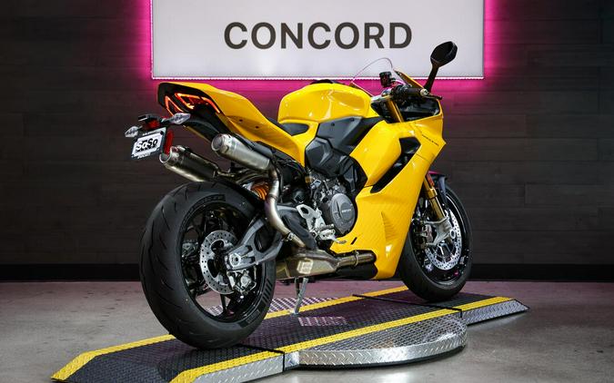 2027 Ducati Panigale V2 S 896