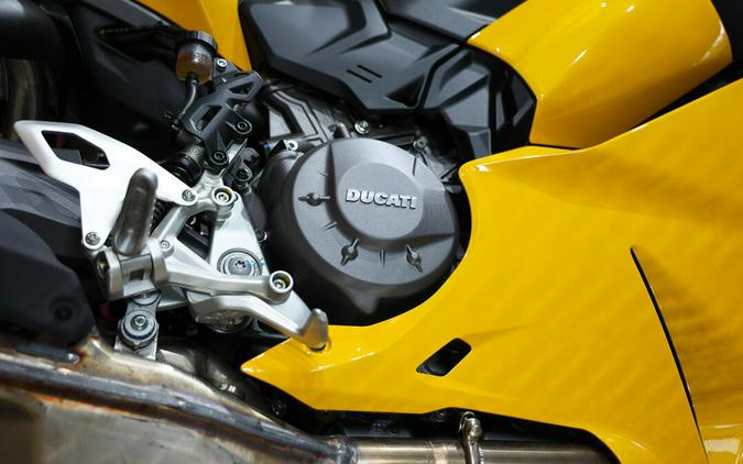 2027 Ducati Panigale V2 S 896