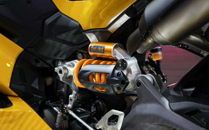 2027 Ducati Panigale V2 S 896