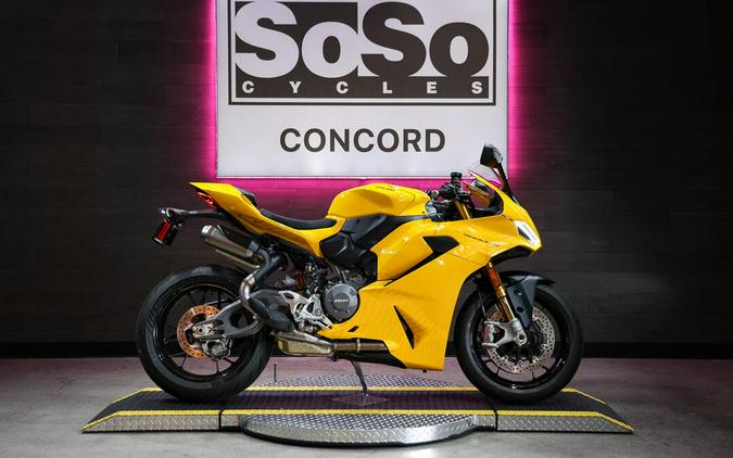 2027 Ducati Panigale V2 S 896