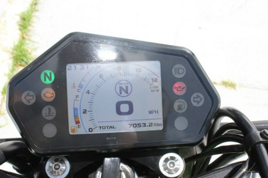 2022 Benelli 302S