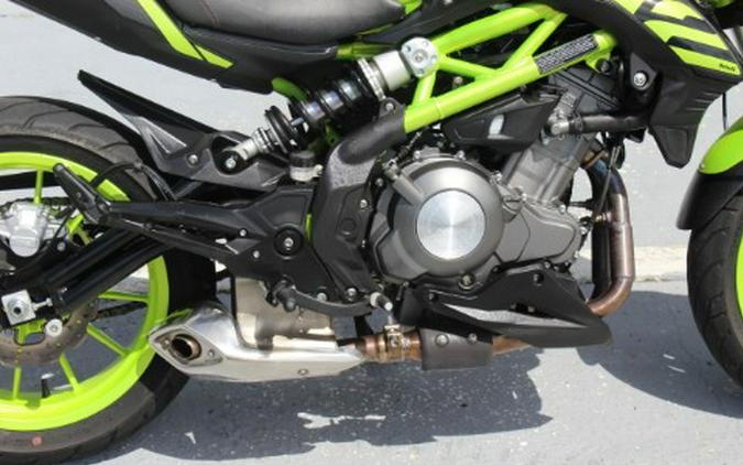 2022 Benelli 302S