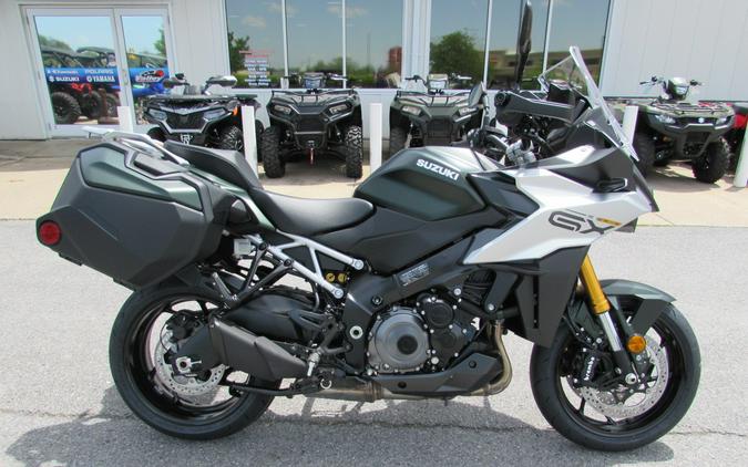 2024 Suzuki GSX-S 1000GX+