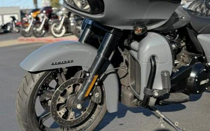 2022 Harley-Davidson Road Glide Limited Gunship Grey - Black Finish