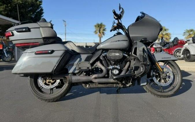 2022 Harley-Davidson Road Glide Limited Gunship Grey - Black Finish