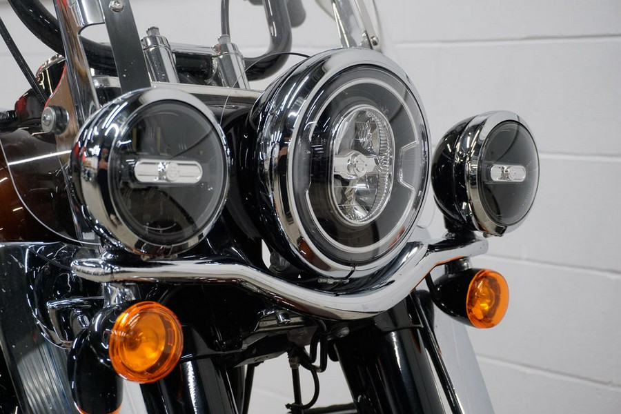 2019 Harley-Davidson® FLHCS - Heritage Classic 114