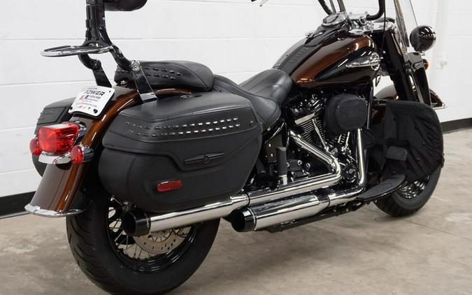 2019 Harley-Davidson® FLHCS - Heritage Classic 114