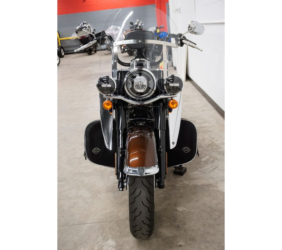 2019 Harley-Davidson® FLHCS - Heritage Classic 114