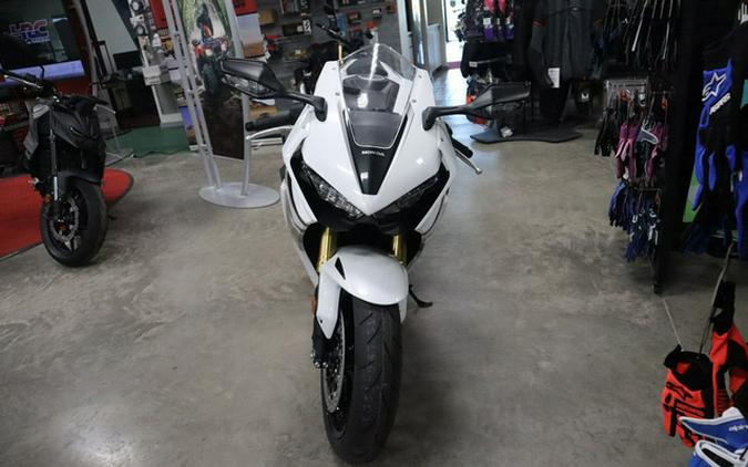 2026 Honda CBR1000RR Fireblade SP