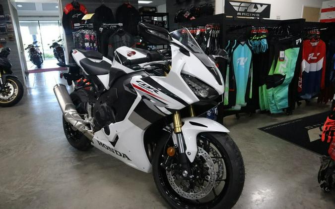 2026 Honda CBR1000RR Fireblade SP