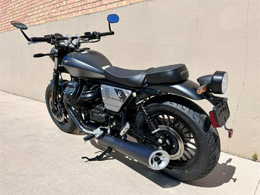 2023 Moto Guzzi V9 Bobber Special Edition