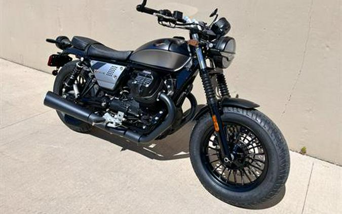 2023 Moto Guzzi V9 Bobber Special Edition