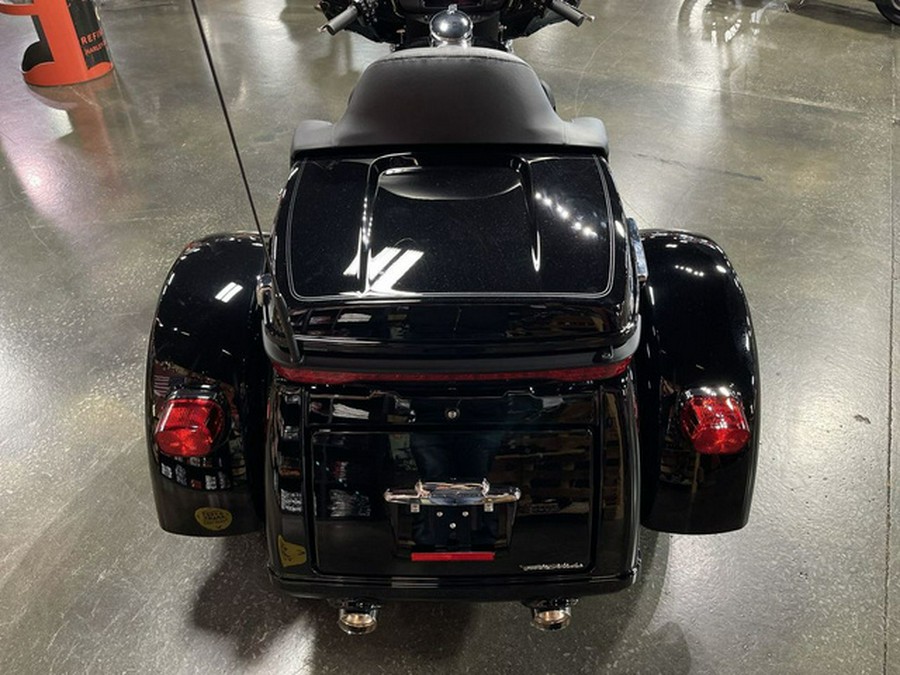 2021 Harley-Davidson Trike FLHTCUTG - Tri Glide Ultra