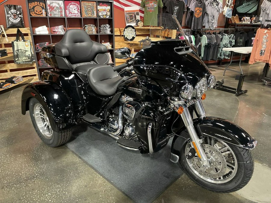 2021 Harley-Davidson Trike FLHTCUTG - Tri Glide Ultra