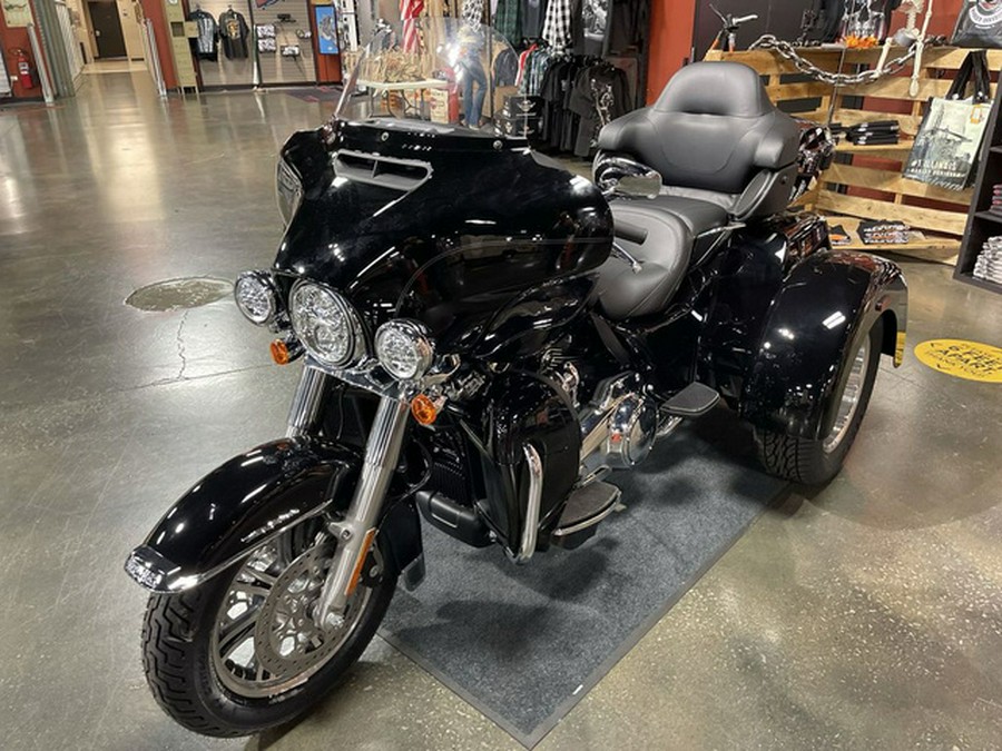 2021 Harley-Davidson Trike FLHTCUTG - Tri Glide Ultra