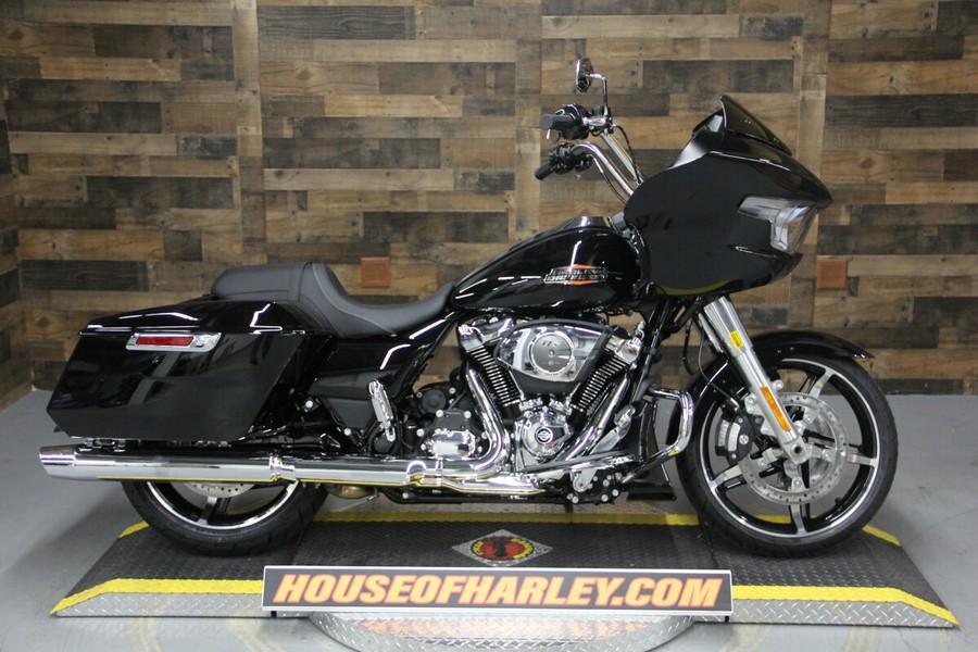 2024 Harley-Davidson Road Glide™ Vivid Black