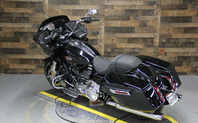 2024 Harley-Davidson Road Glide™ Vivid Black