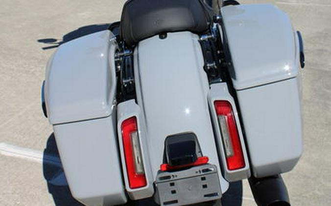 2025 Harley-Davidson® FLTRX - Road Glide®